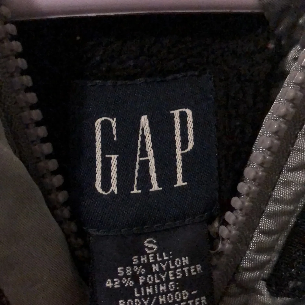 GAP Light Silver Grey Puffy Jacket